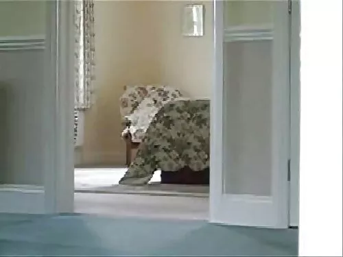 الثدي المتوسطة مع مح ...