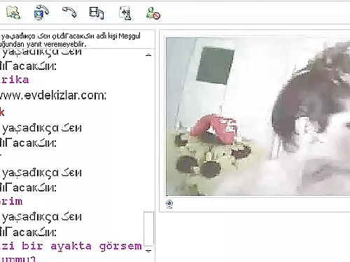 مشهد تصفيفة الشعر مع ...